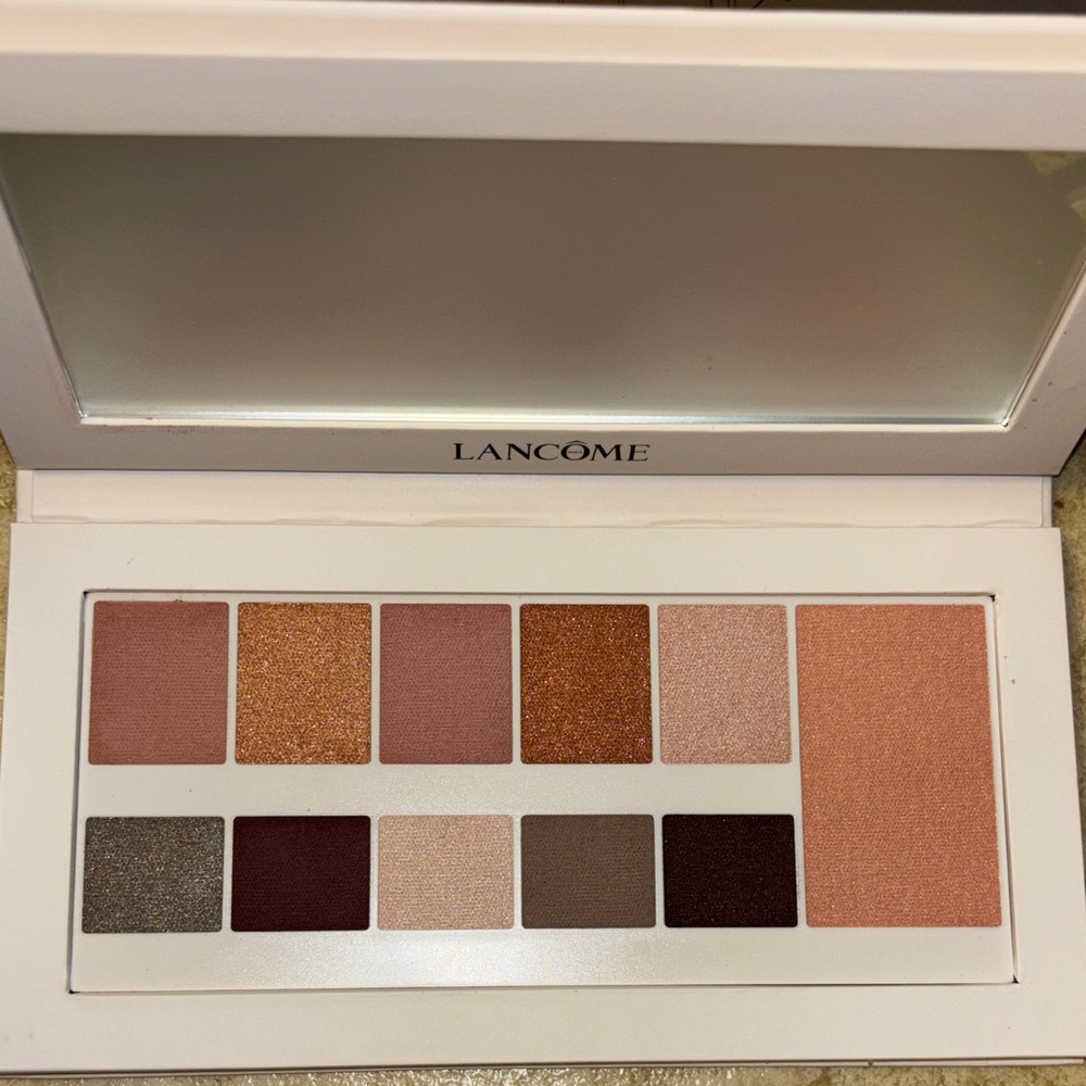 Lancôme Holiday Elegant Eyeshadow and Blush Palette